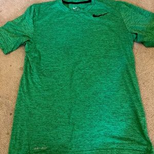 Mens Nike dry fit tshirt